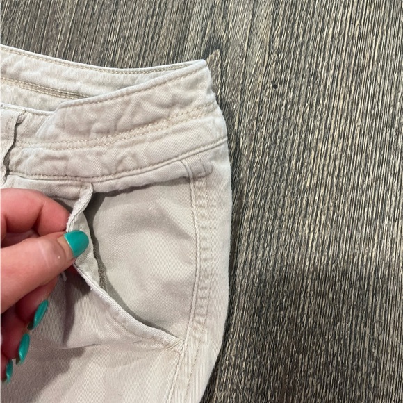 American Eagle Shorts Chino Flat Front Stretch Cotton Casual Tan Khaki Size 6 - Picture 4 of 9